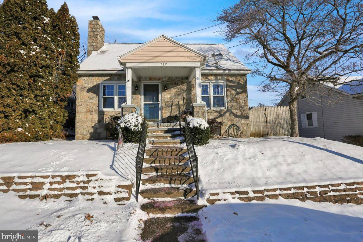 517 Ridge Ave, Moselem, PA 19526