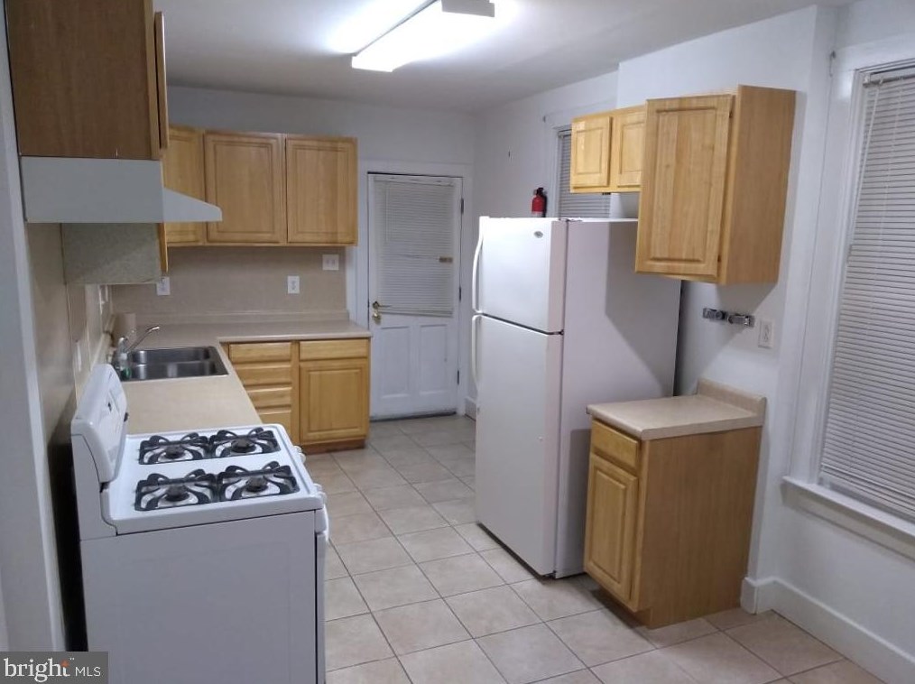 351 Moss St, Reading PA  19604-2909 exterior