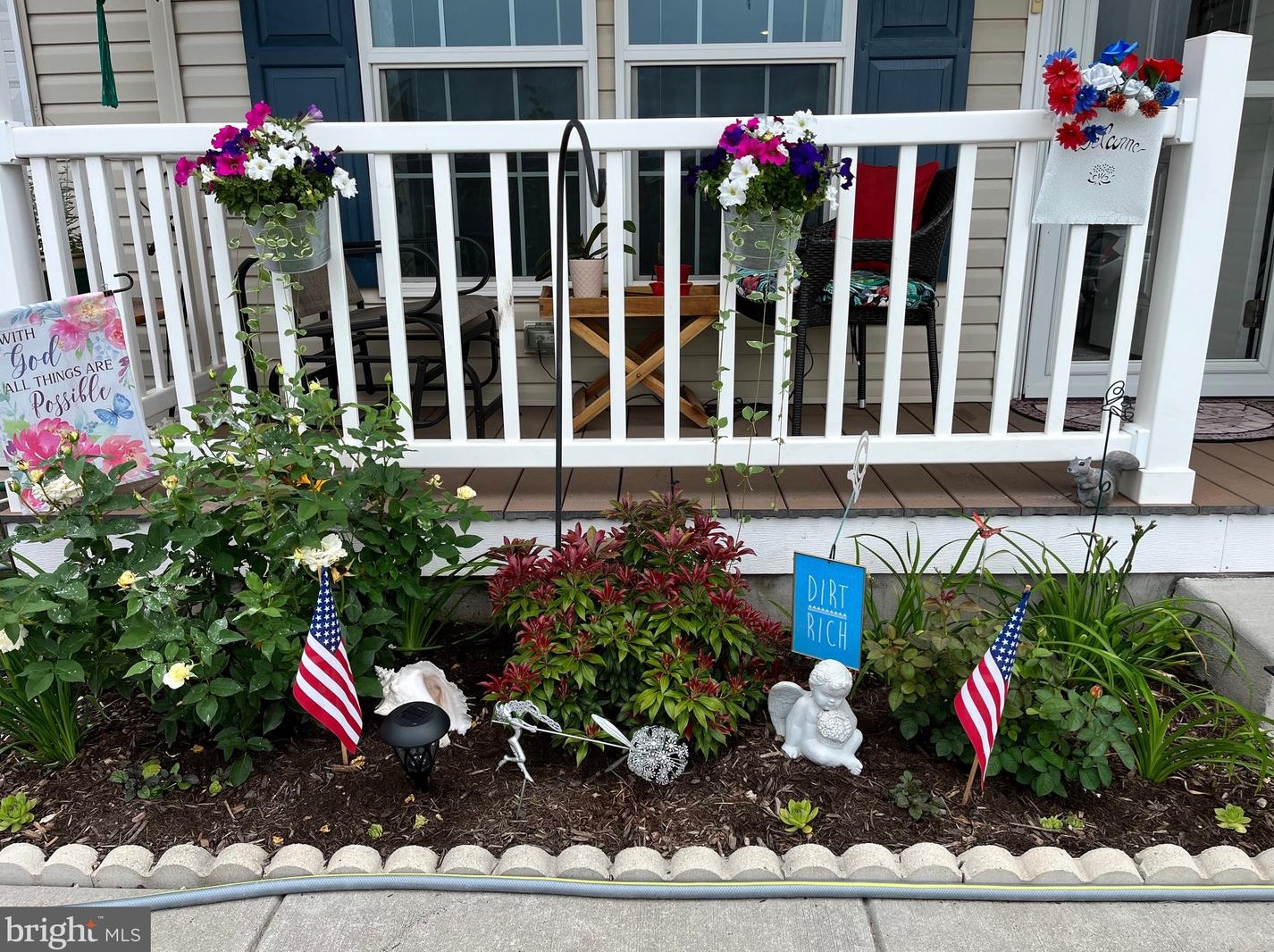 4 Gridley St, Douglassville, PA 19518