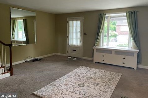 27 Butter Ln, Reading, PA 19606-2131