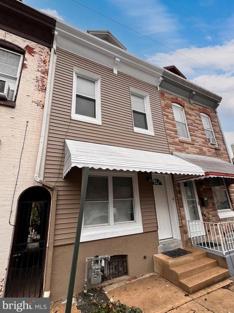 468 Birch St, Reading, PA 19604-2814