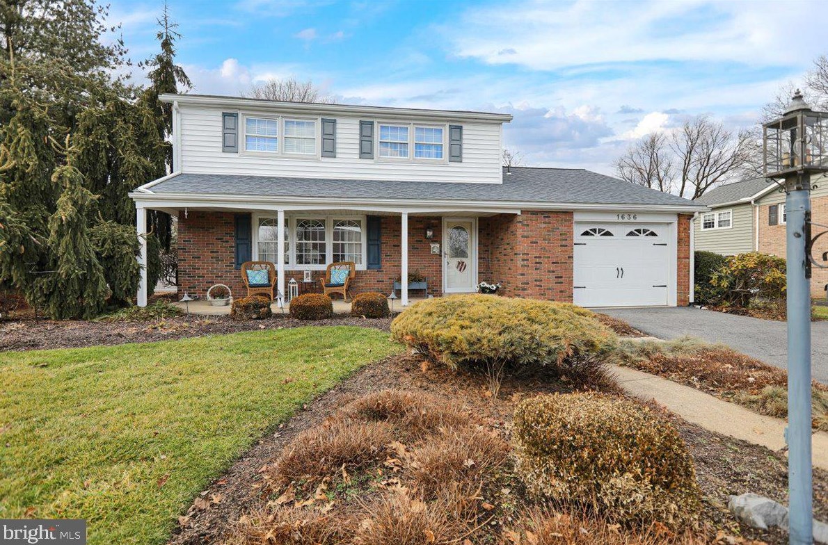 1636 Westwood Rd, Reading, PA 19610-1140