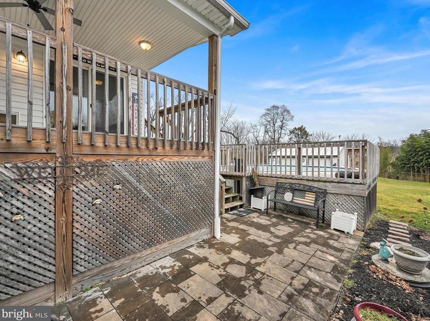 15 Ginna B Dr, Robesonia PA 19551-9668 exterior