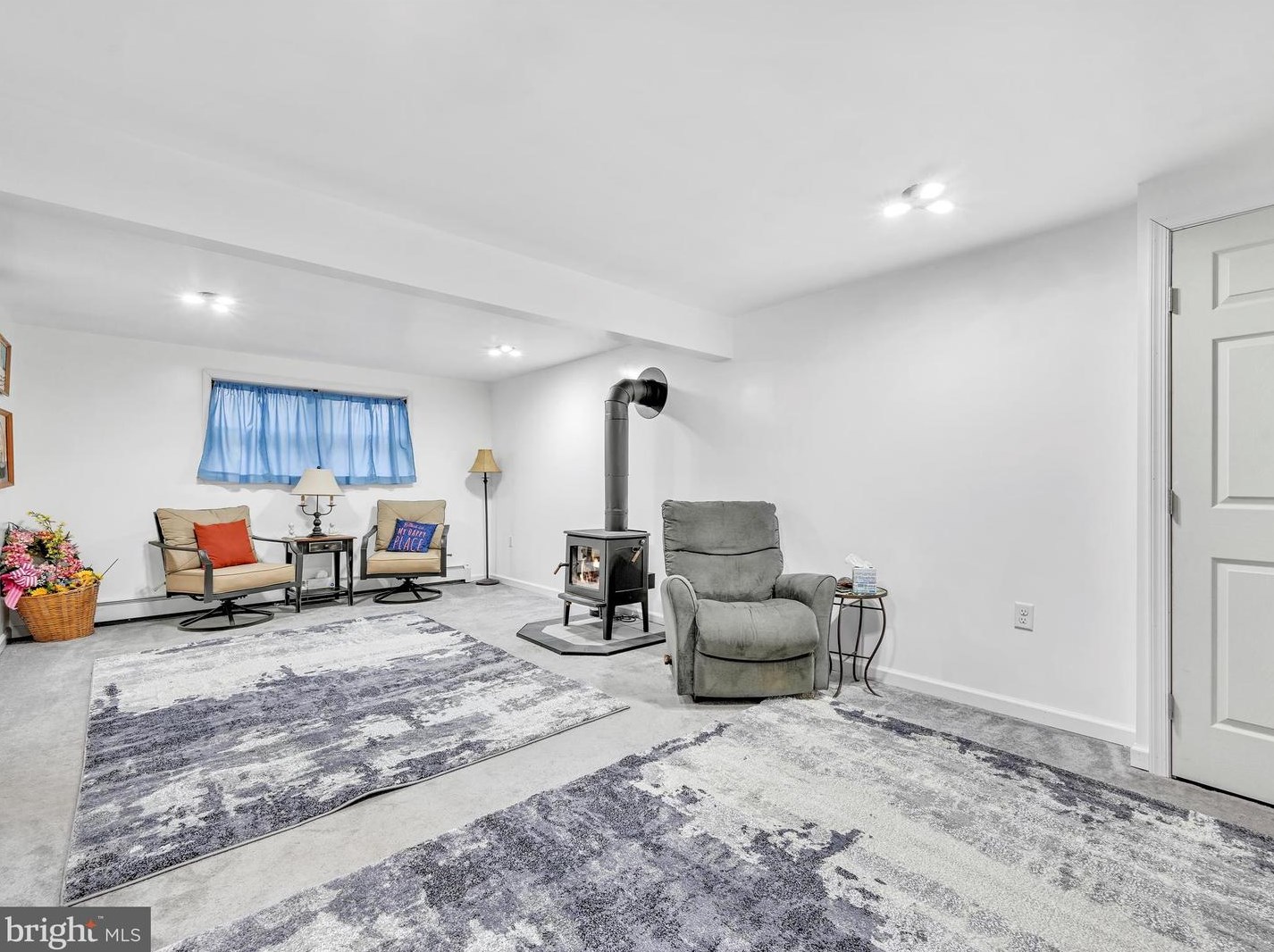 15 Ginna B Dr, Robesonia PA 19551-9668 exterior