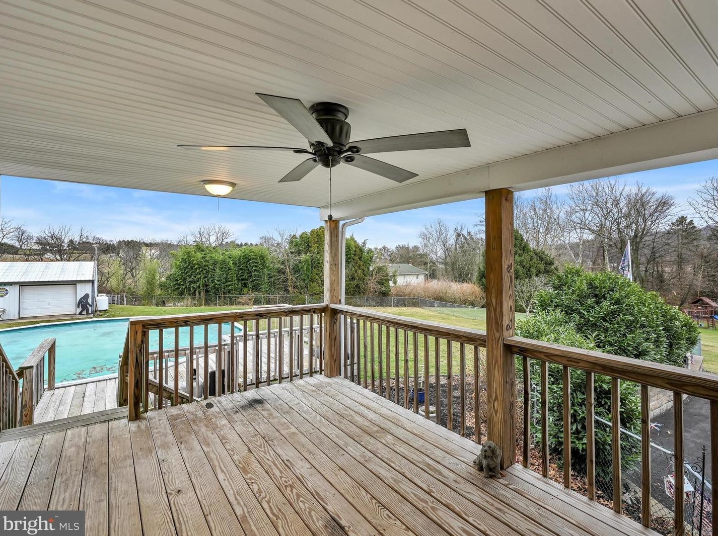 15 Ginna B Dr, Robesonia PA 19551-9668 exterior