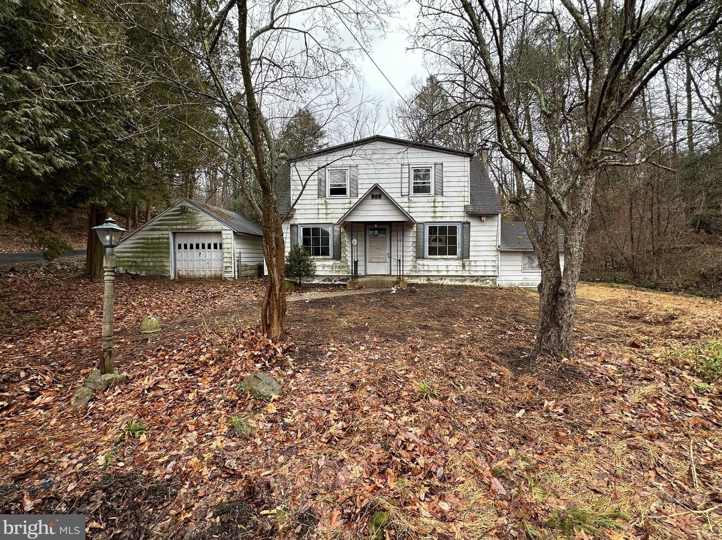 12 Long Lane Rd, Spangsville, PA 19512-8130