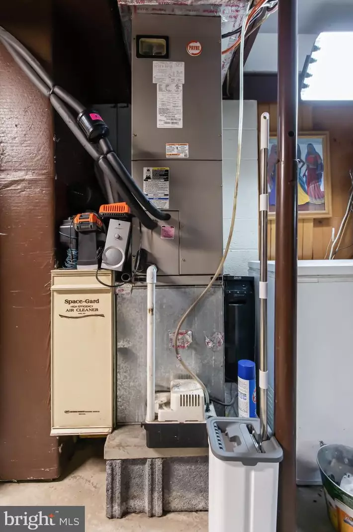 13 Bentley Ct, Reading PA  19601-2954 exterior