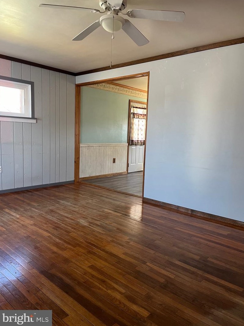 528 Boeing Ave, Reading, PA 19601-1124