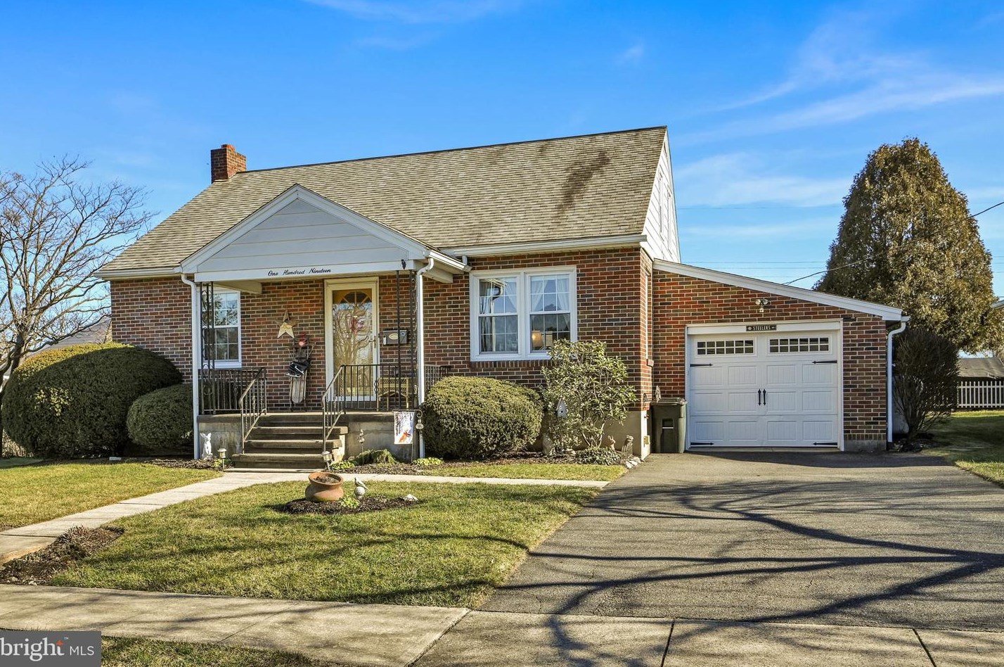 119 S Reber St, Wernersville, PA 19565