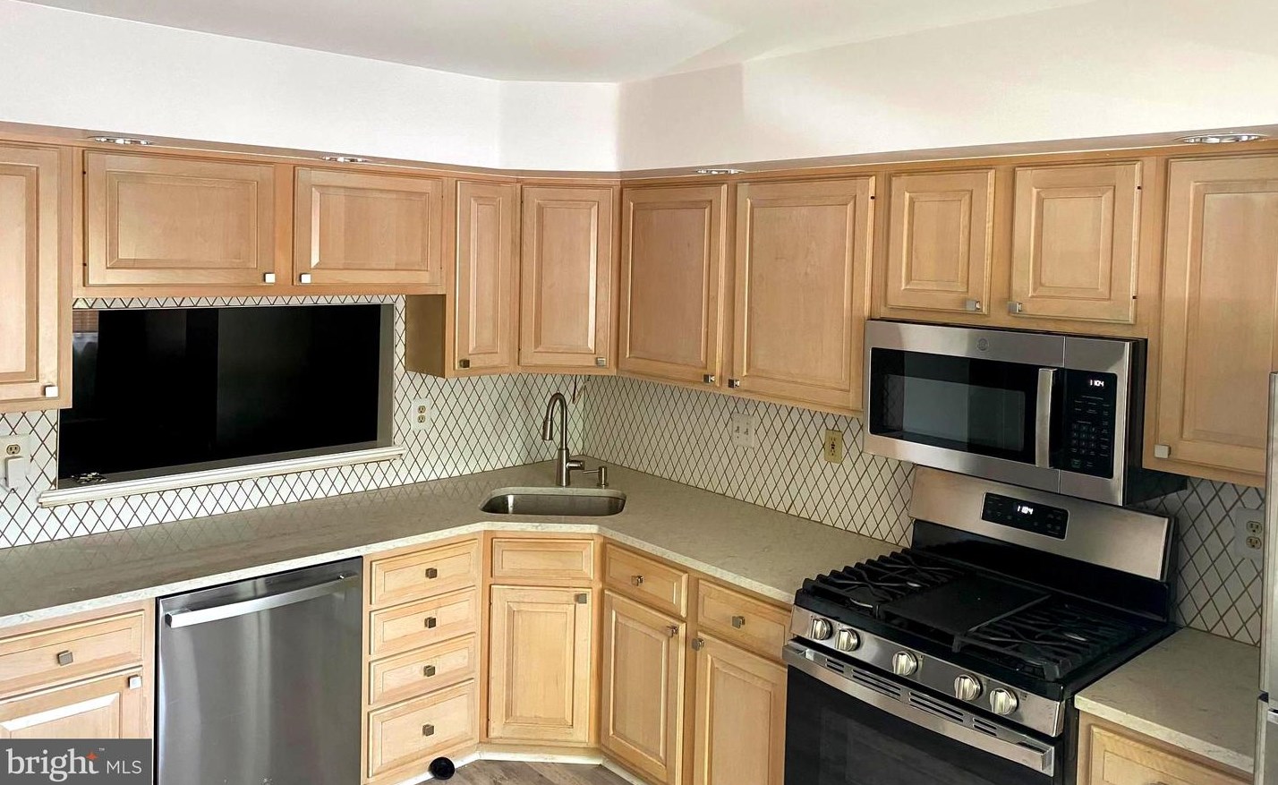 3605 Orchard View Rd, Reading PA  19606-3921 exterior