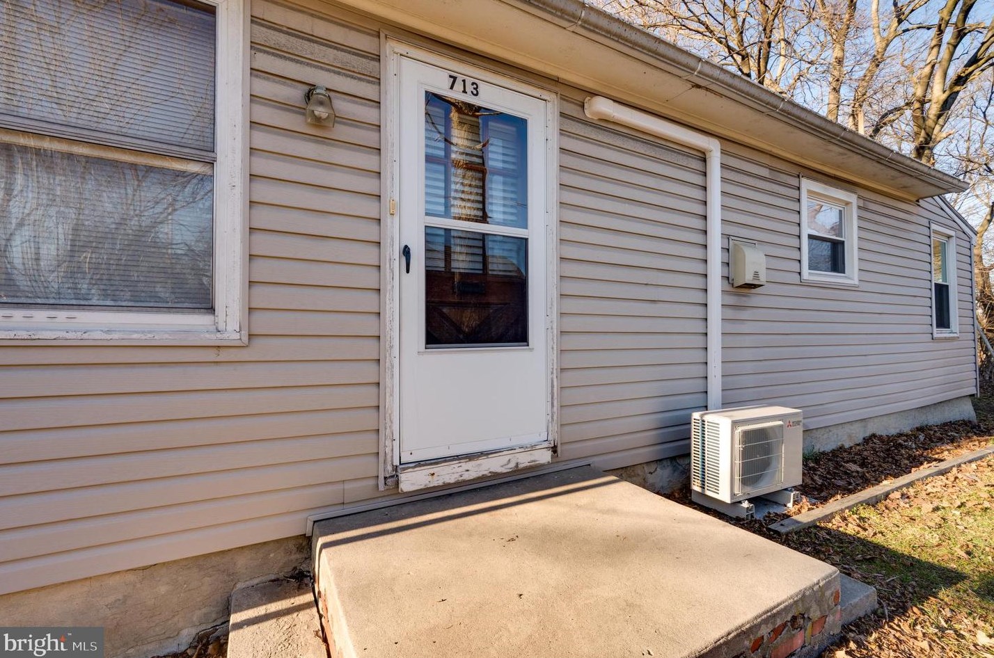 713 N 7th St, Reading, PA 19610