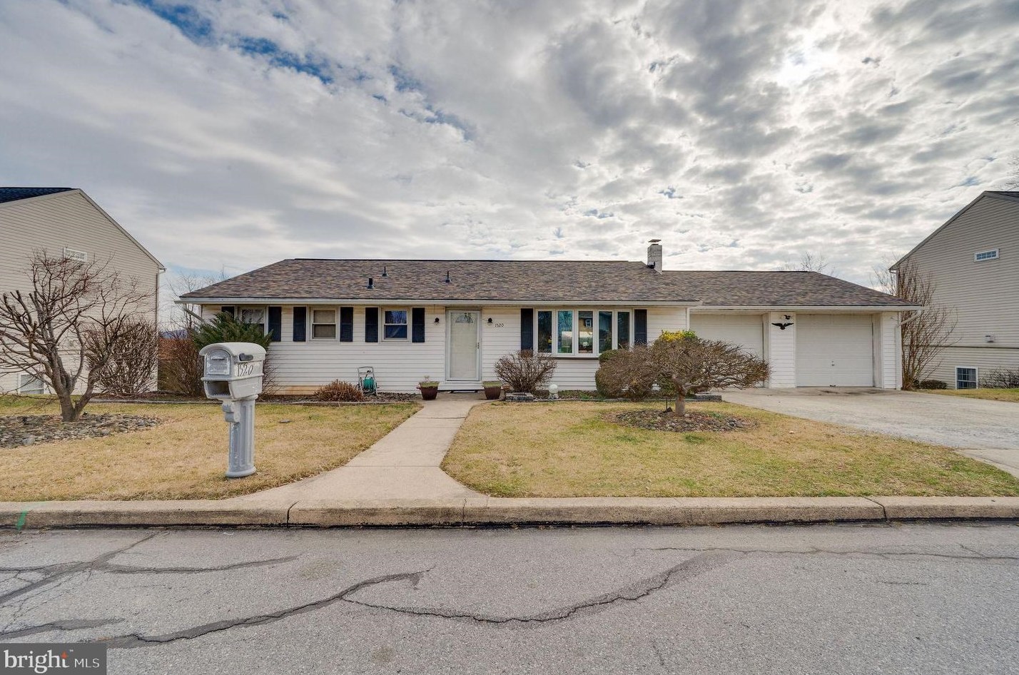 1520 Ridge Ave, Reading, PA 19607-1425