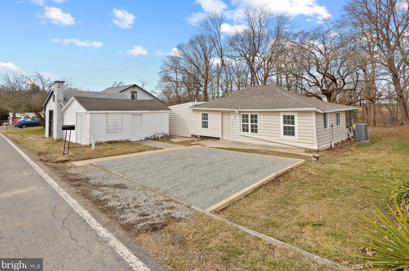 47 Berkley Park Rd, Reading, PA 19605