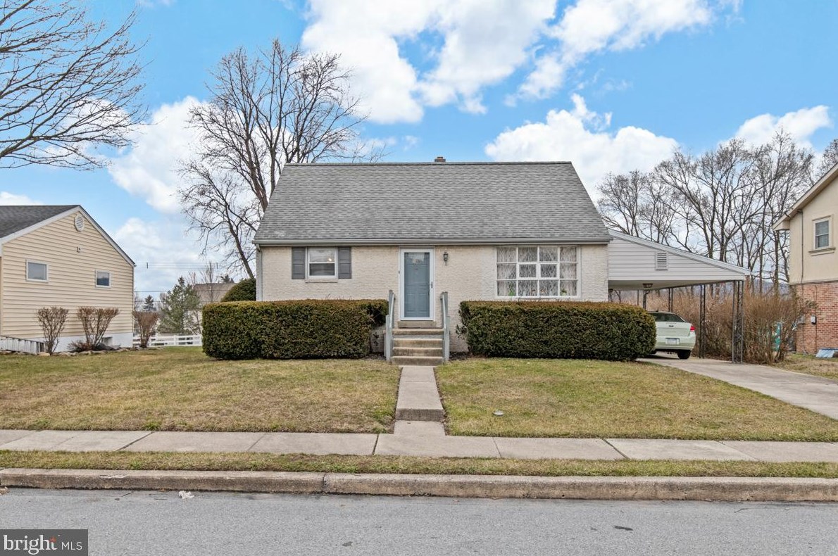 925 Belair Ave, Reading, PA 19607-3127