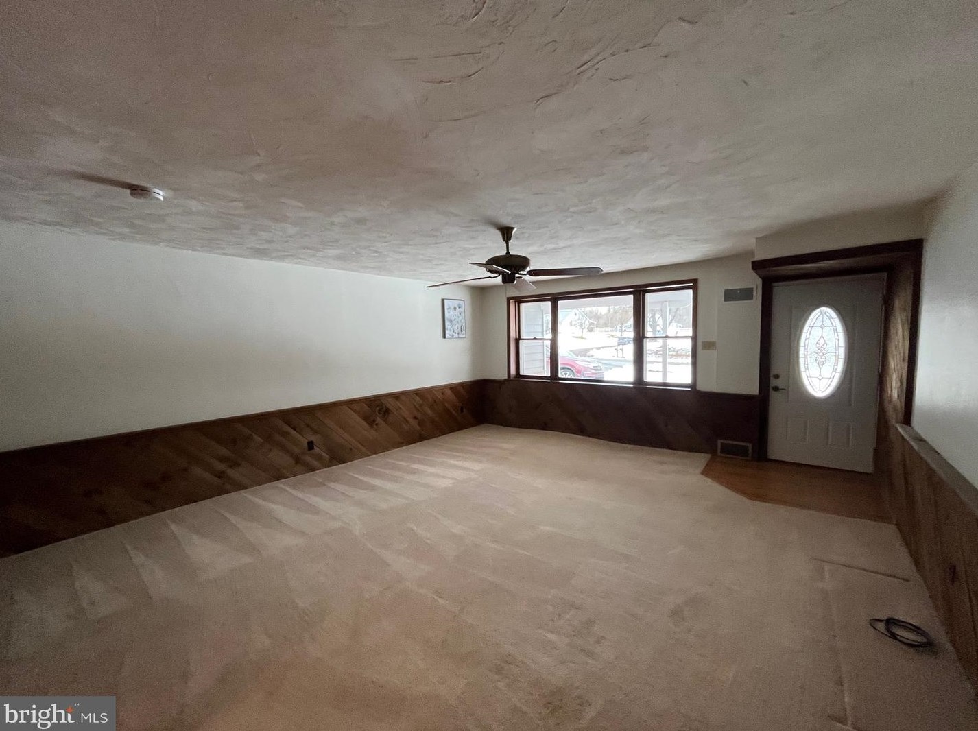 150 Red Corner Rd, Douglassville, PA 19518