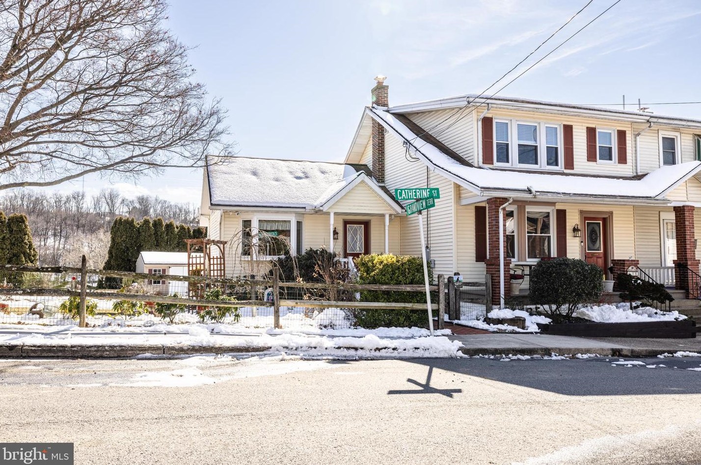 638 Catherine St, Moselem, PA 19526