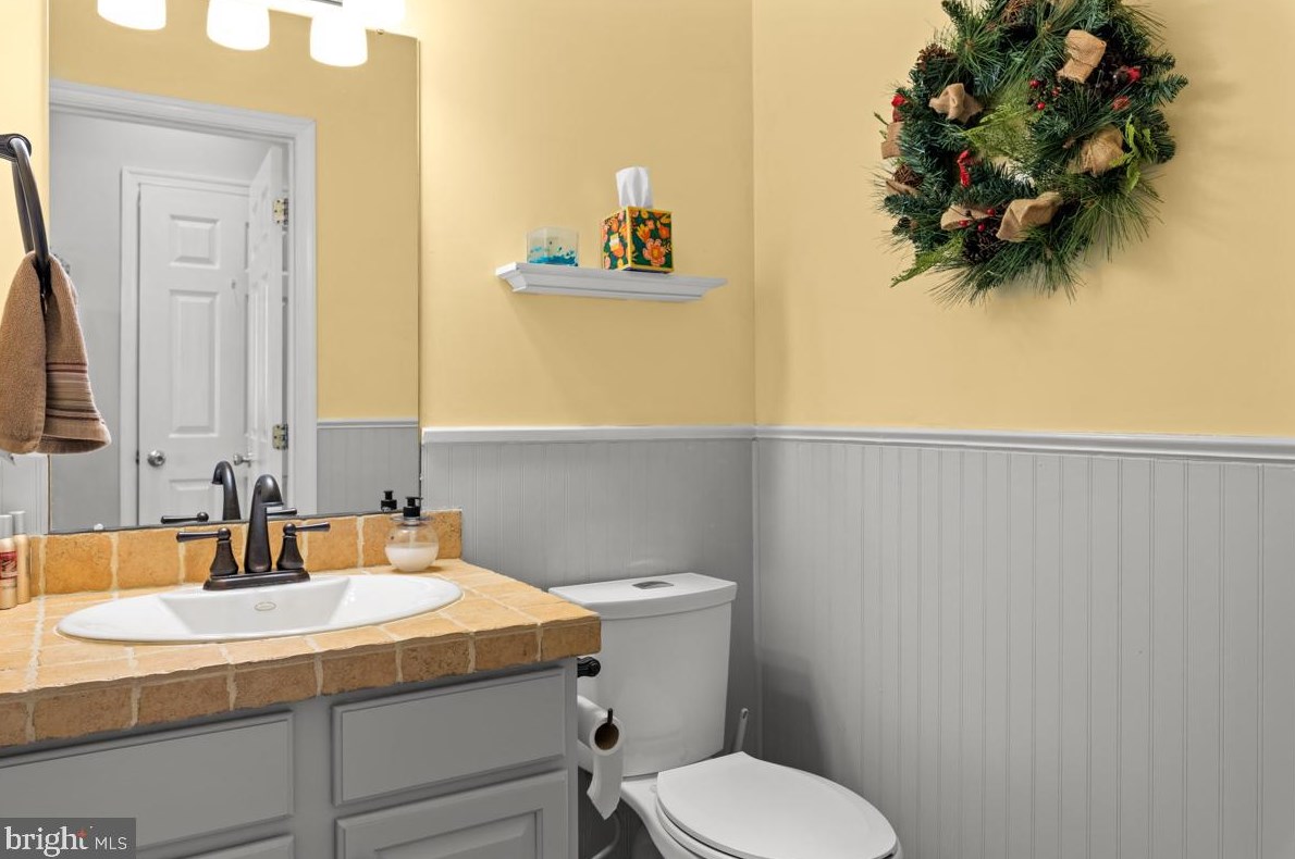 100 Morlatton Rd, Douglassville PA  19518-1202 exterior