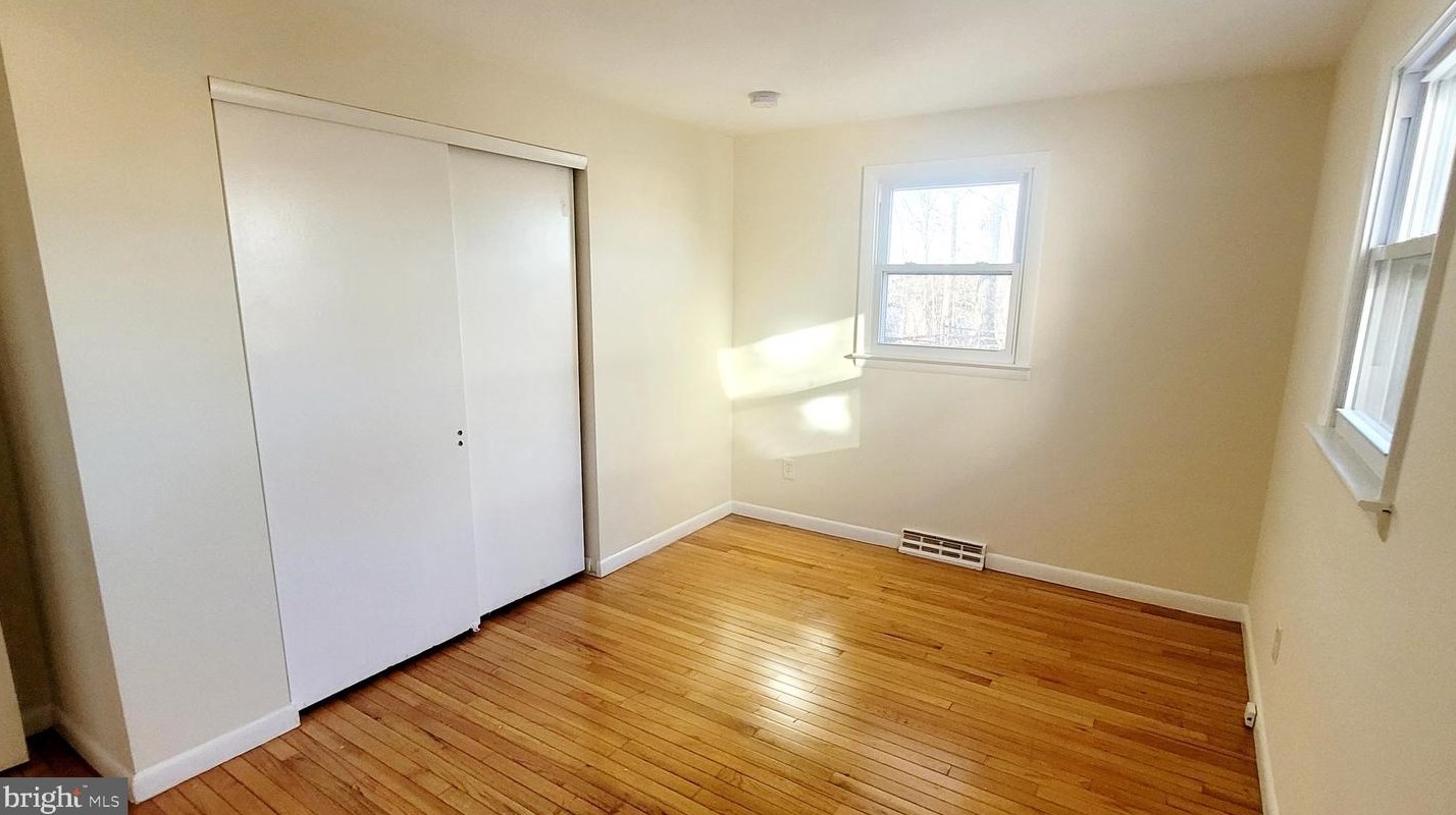412 Windsor St, Reading PA  19610-2930 exterior