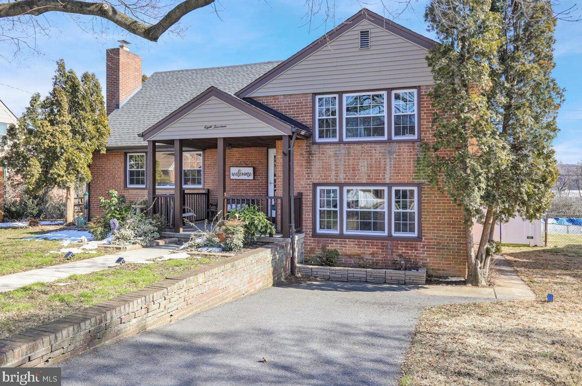 814 Lehigh St, Reading, PA 19601-1329