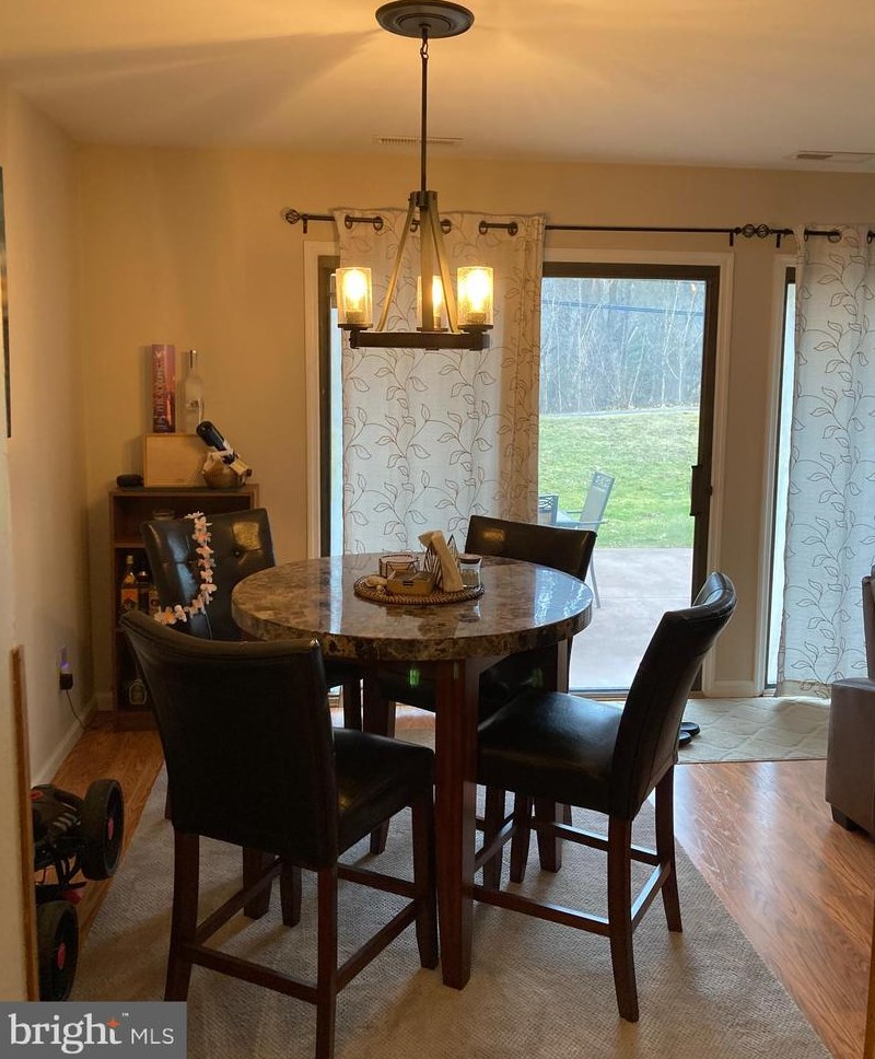 14 Pine Woods Ct, Reading PA  19607-3341 exterior