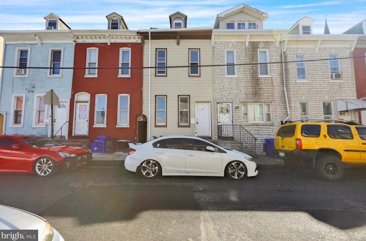 221 Wunder St, Reading, PA 19602