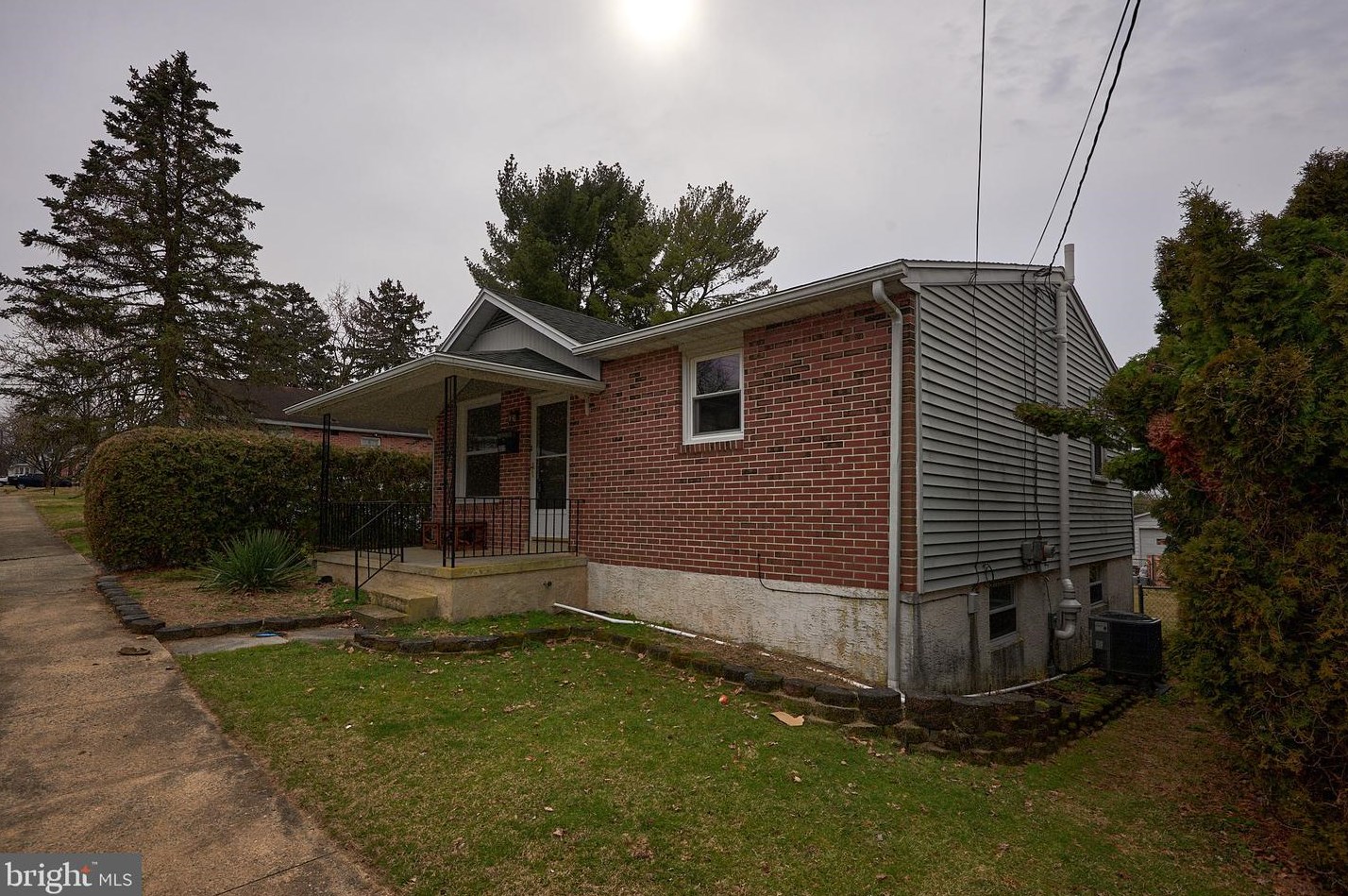3312 Earl St, Reading PA  19605-2258 exterior