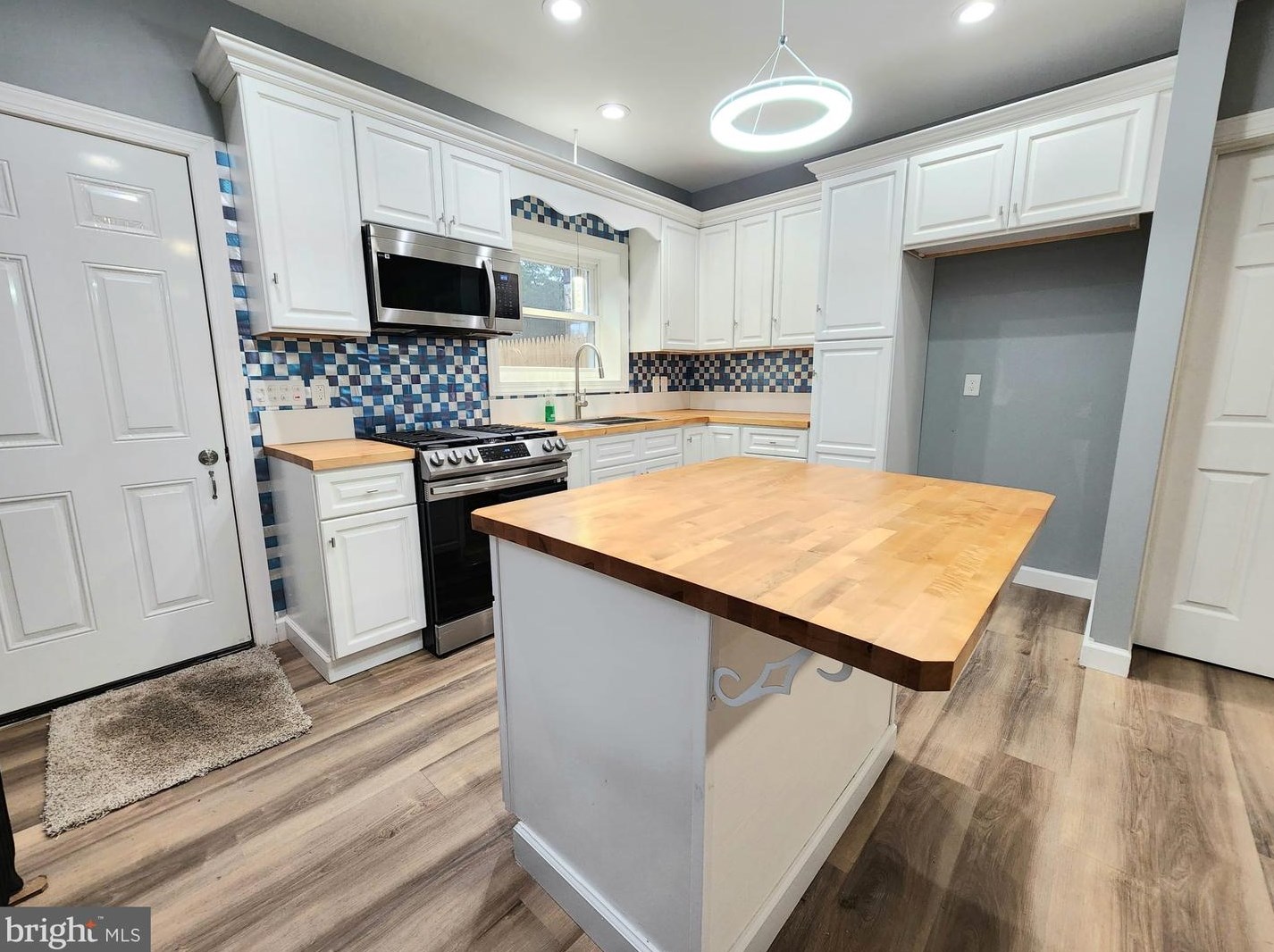 1044 Washington St, Reading, PA 19601