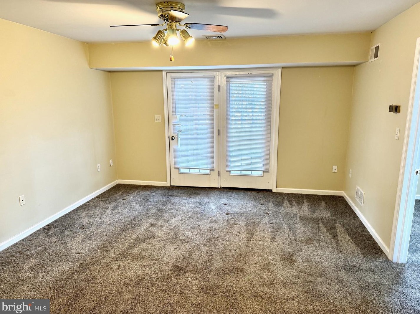 531 W Penn Ave #7, Robesonia, PA 19551