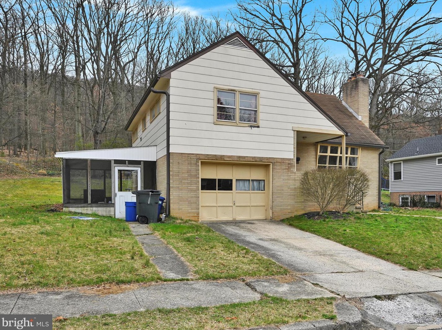 2045 Lorraine Rd, Reading, PA 19604
