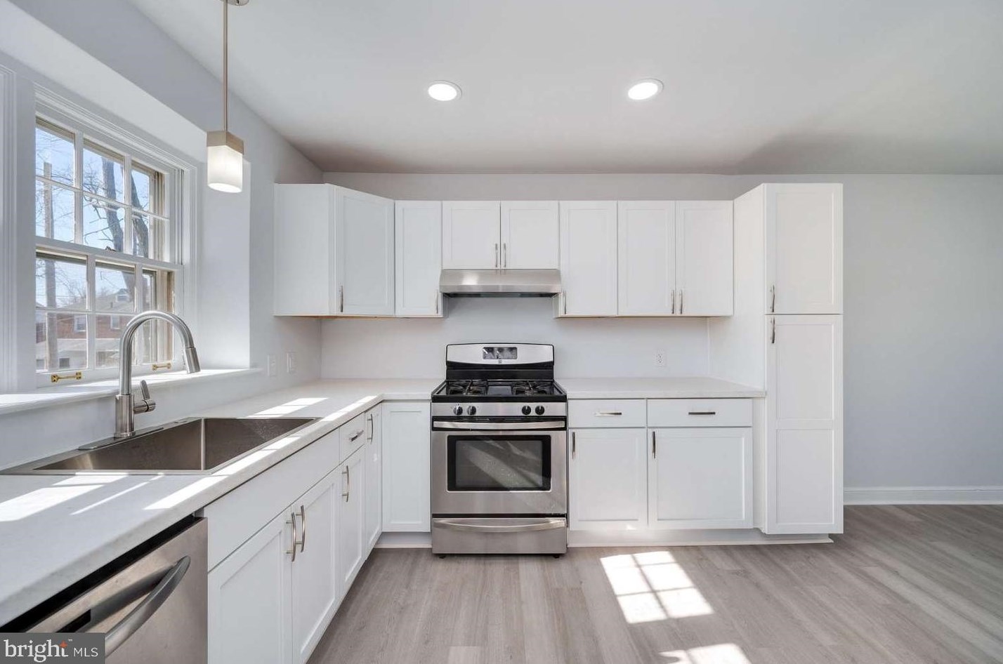 100 Girard Ave, Reading PA  19605-3110 exterior