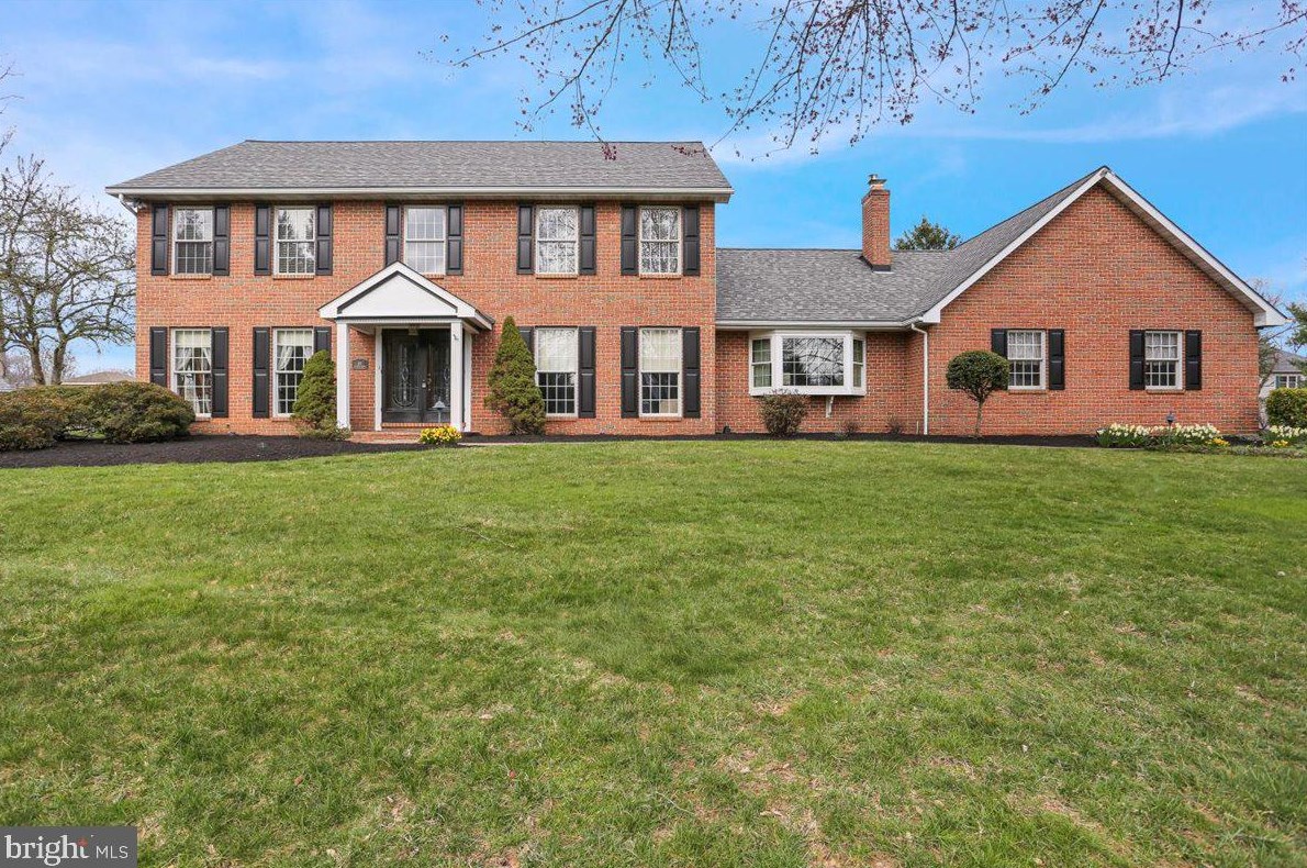 80 Gladwyn Dr, Reading, PA 19606-9591
