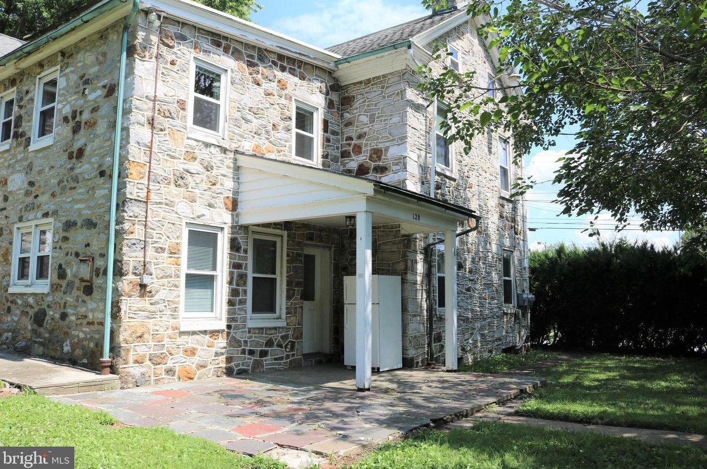 14855 Kutztown Rd, Greenwich, PA 19530