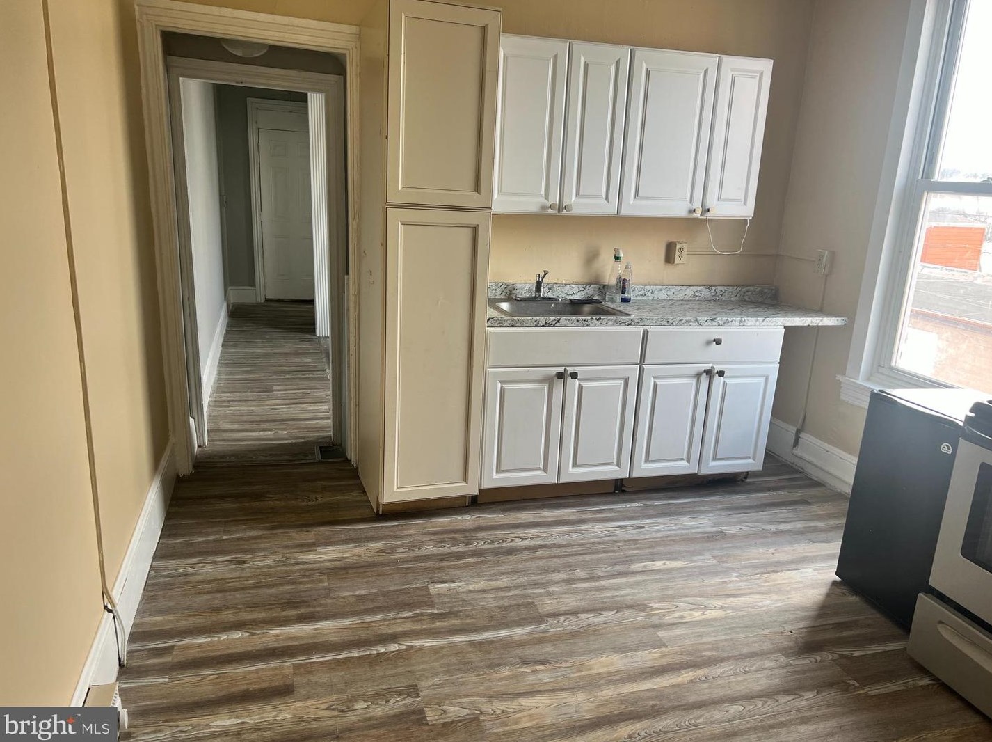 556 N 10th St #2nd And 3rd Floor, Reading, PA 19604