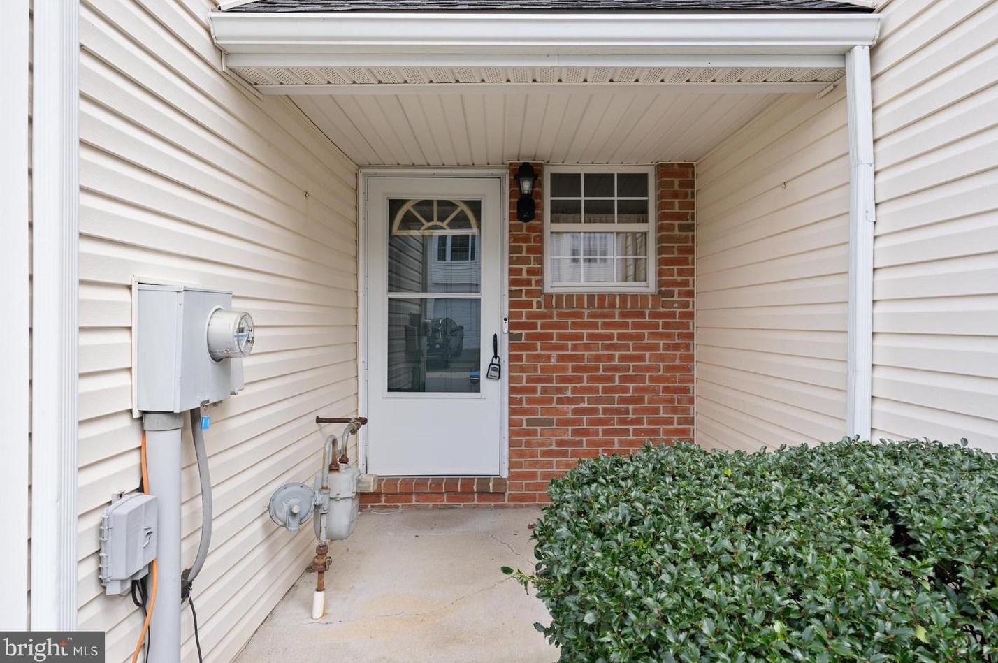 213 N 4th St, Bally, PA 19503