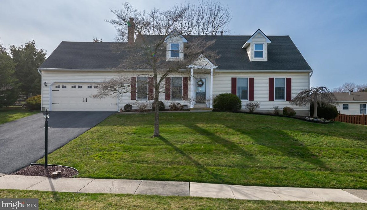 2906 Daniel Dr, Reading, PA 19608