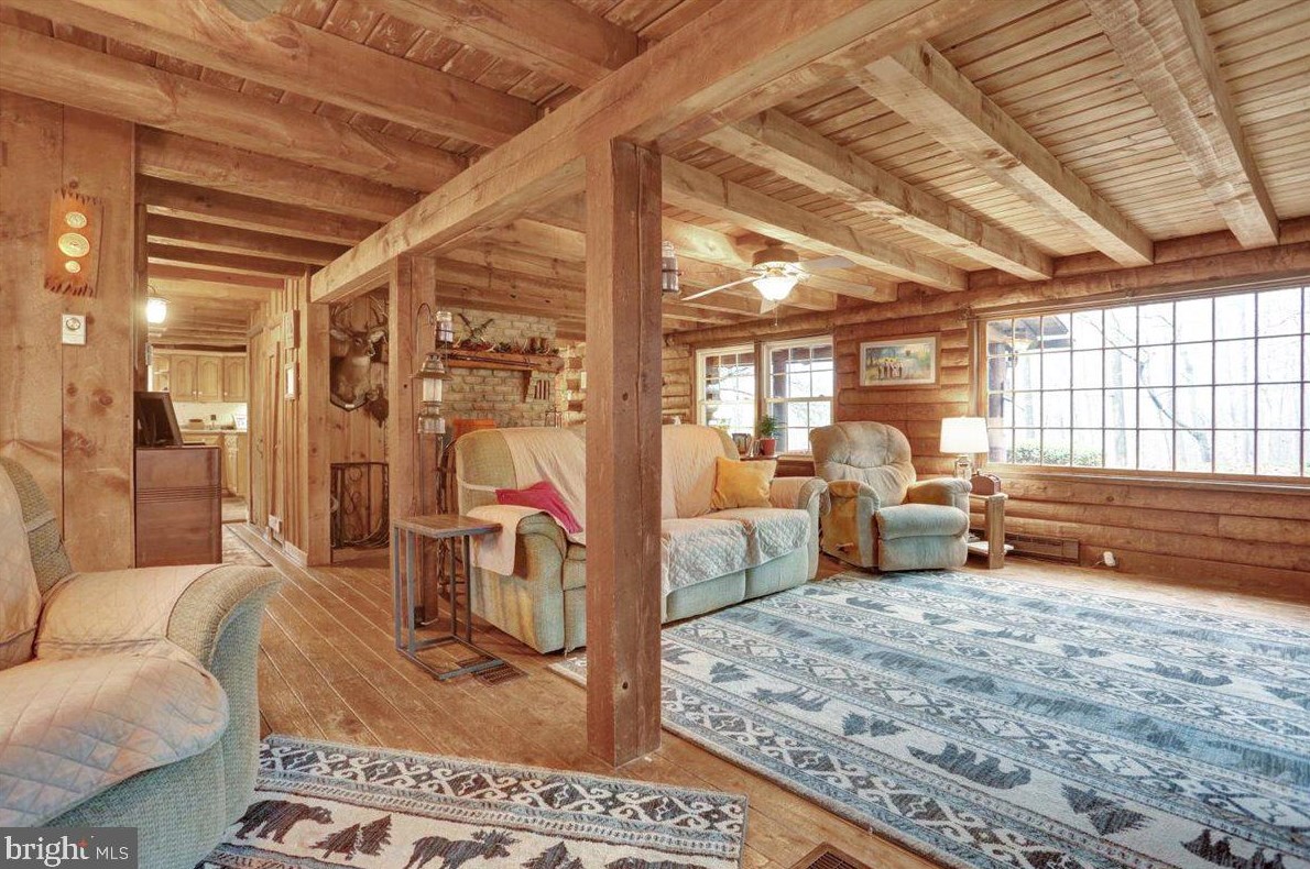 3537 Morgantown Rd, Hummels Store PA 19540-7923 exterior