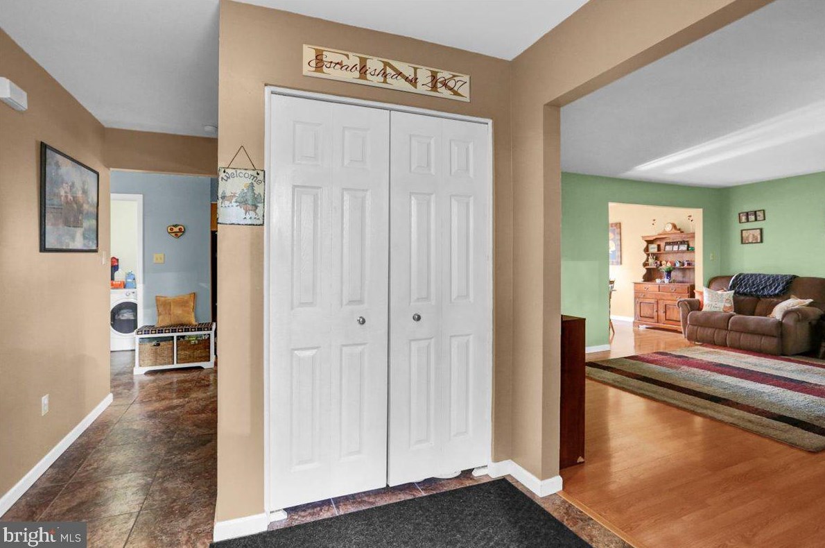 209 Laurel Ave, Reading, PA 19606