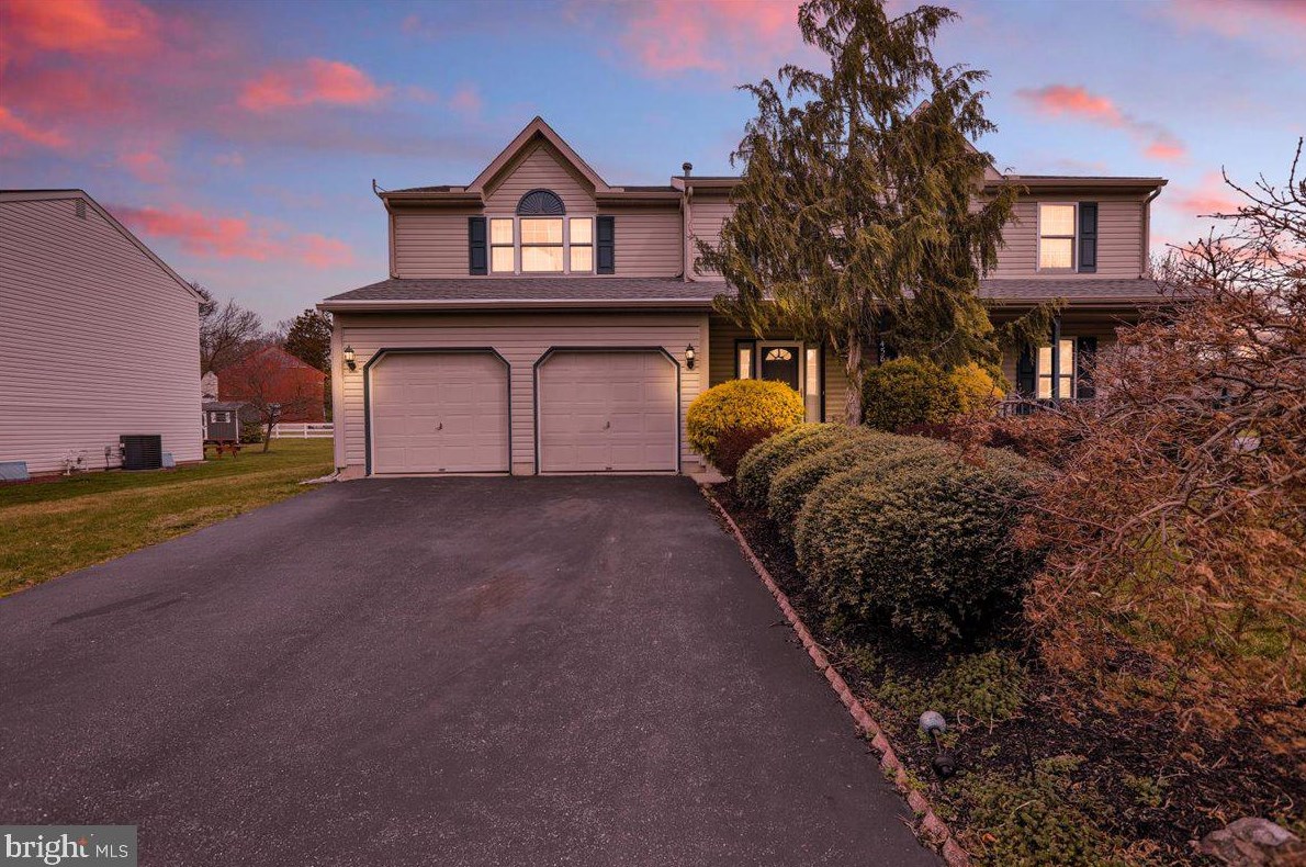 4581 Green Tree Rd, Reading, PA 19606