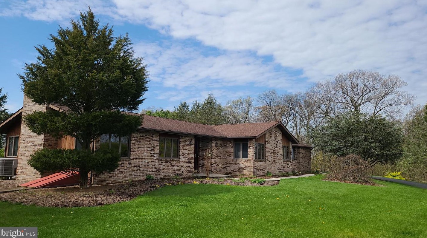 1080 Mahlon, Dauberville, PA 19533