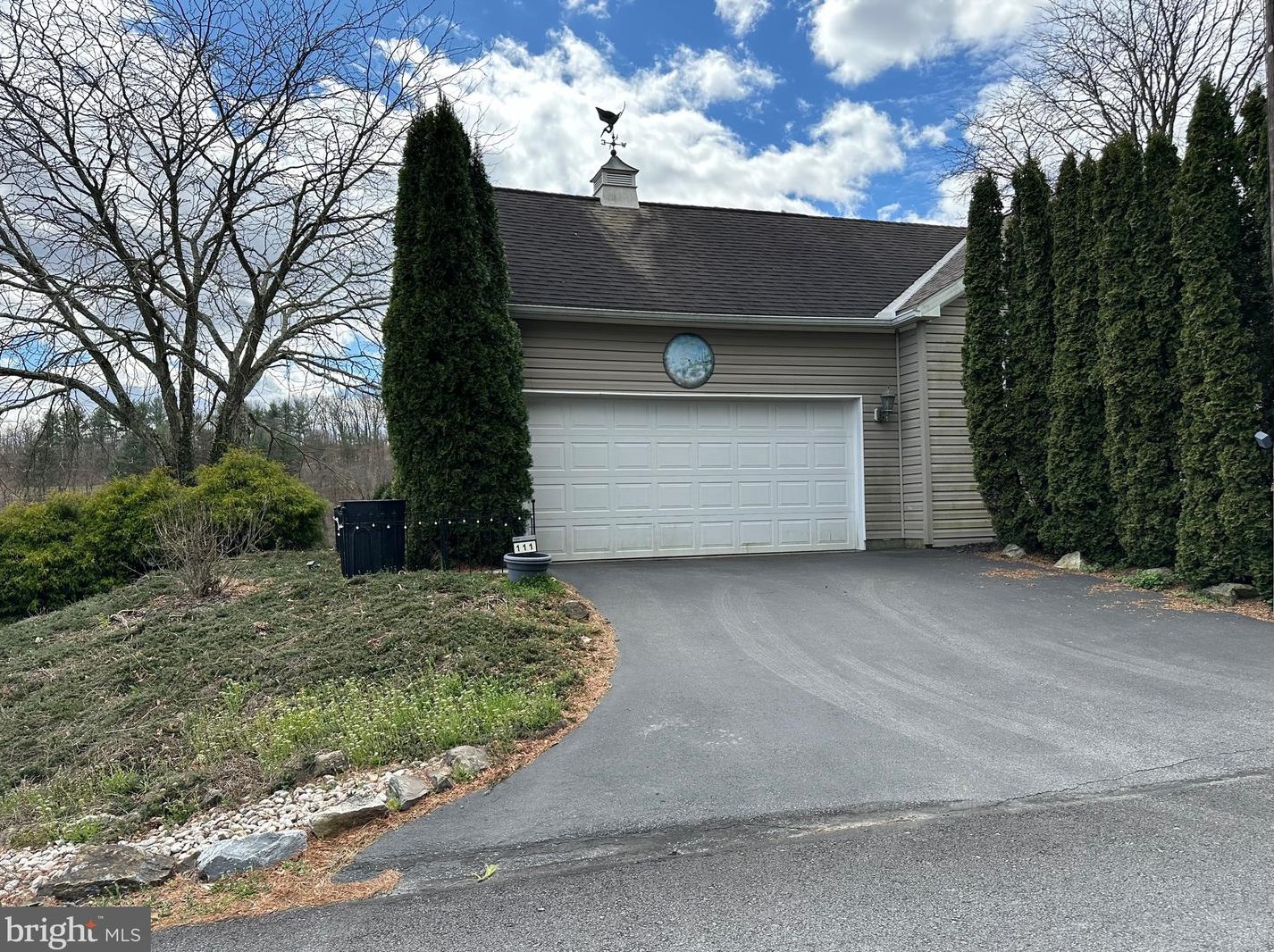 111 Lakeview Ln, Krumsville, PA 19534-9188