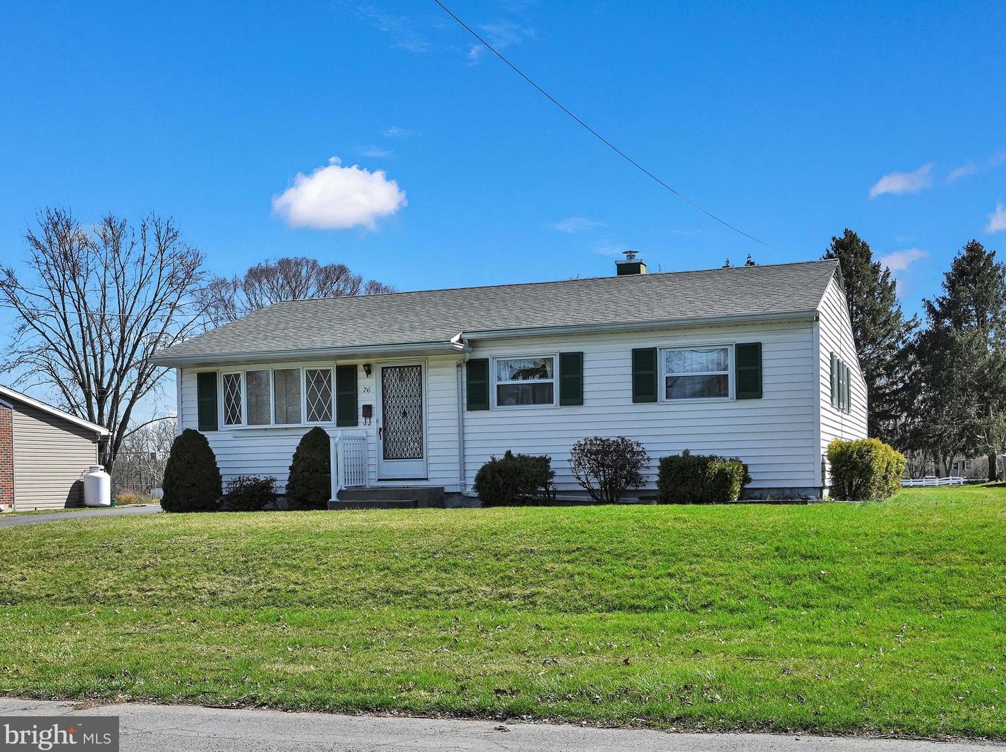 76 Hall Rd, Shoemakersville, PA 19555-1107