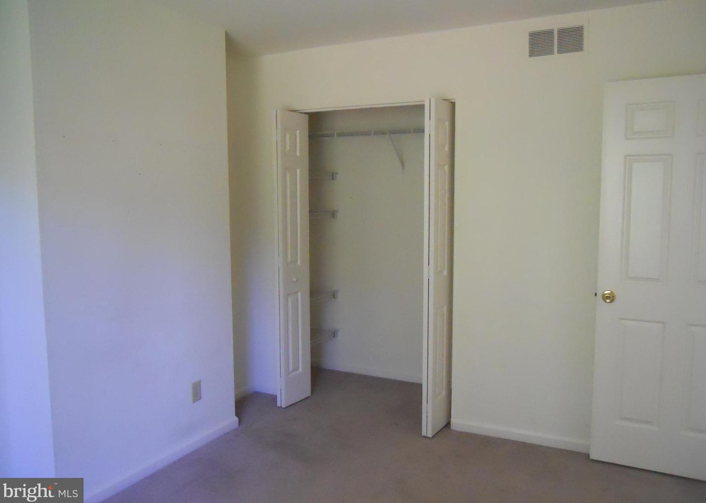 113 Medinah Dr, Reading PA 19607-3700 exterior