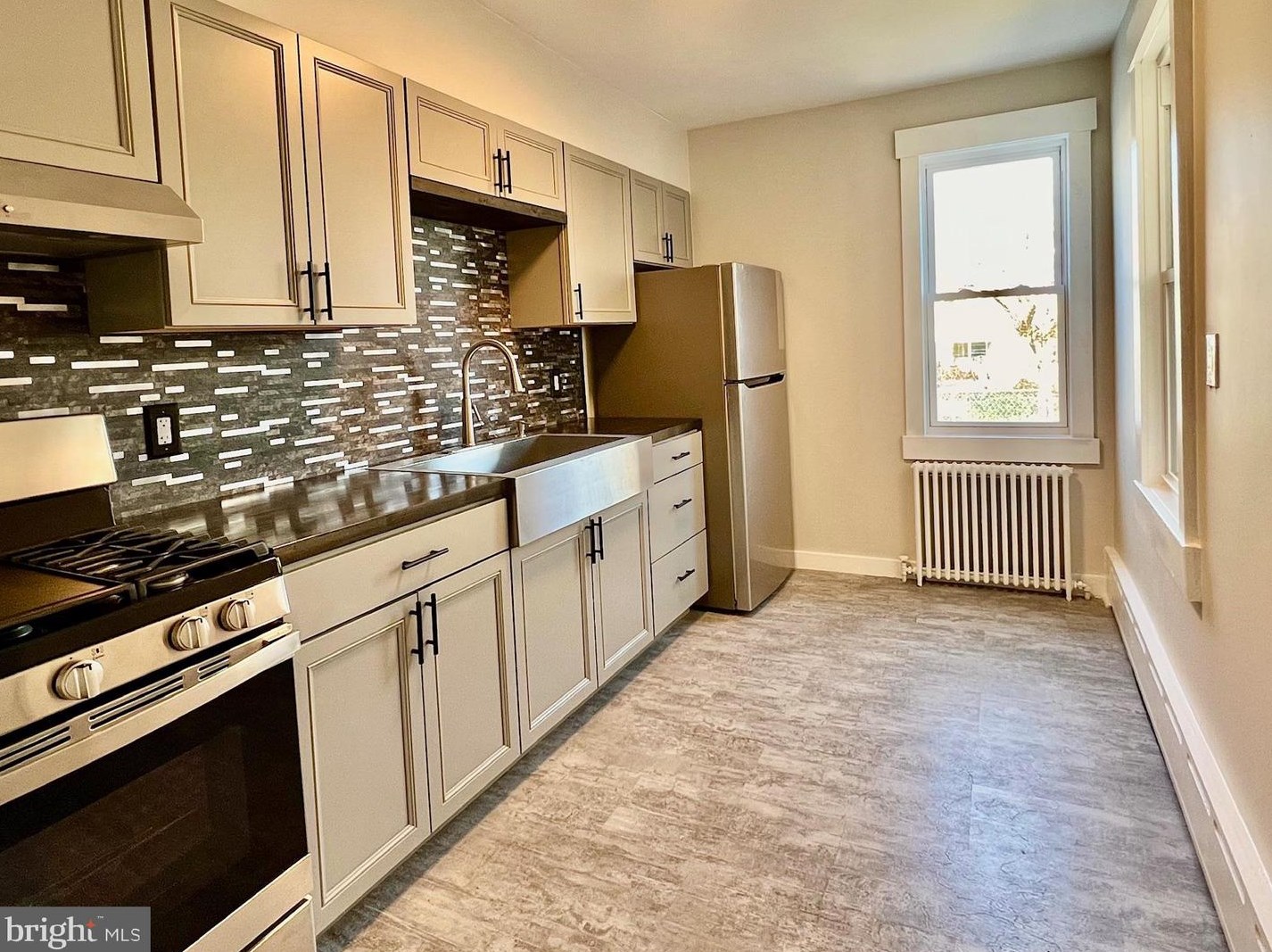 921 Cotton St, Reading PA  19602-2523 exterior