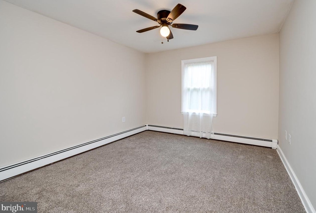 516 Lockheed Ave, Reading PA  19601-1150 exterior