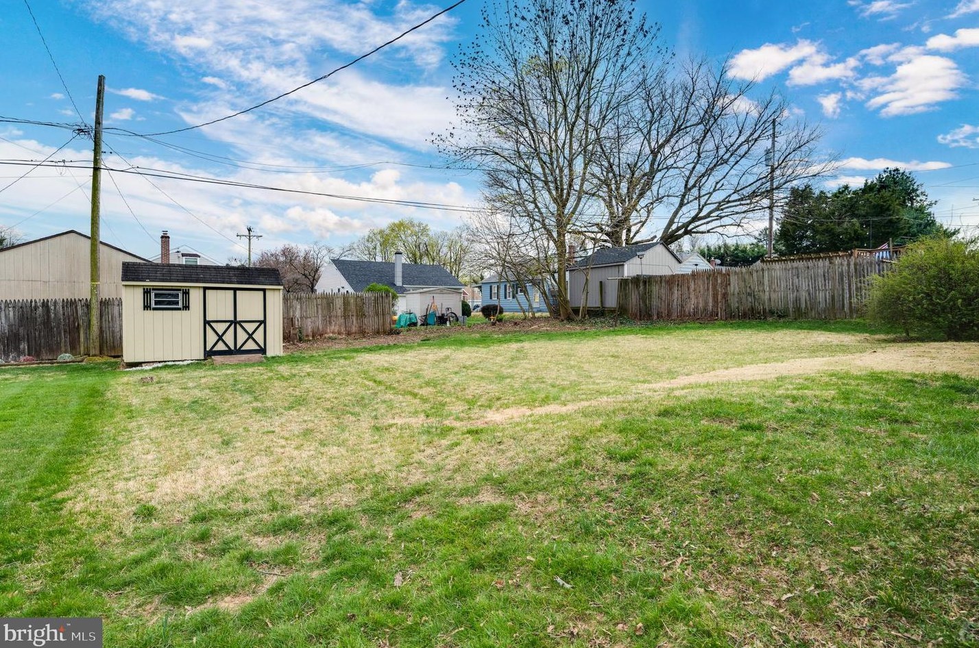 516 Lockheed Ave, Reading PA  19601-1150 exterior