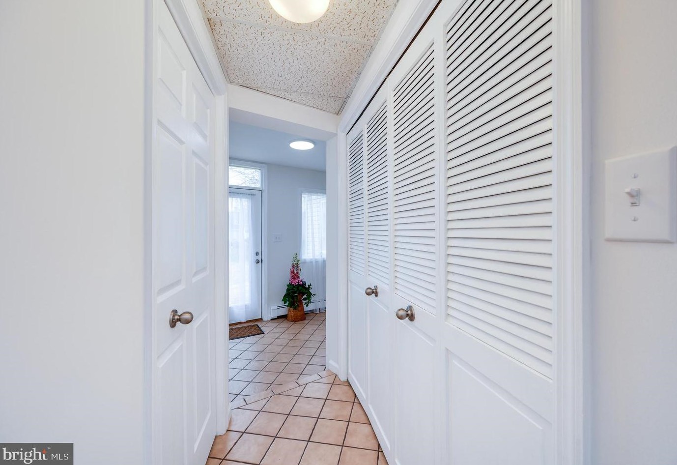 516 Lockheed Ave, Reading PA  19601-1150 exterior