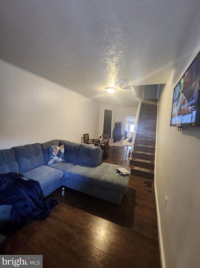 1545 Cotton St, Reading, PA 19606-2528