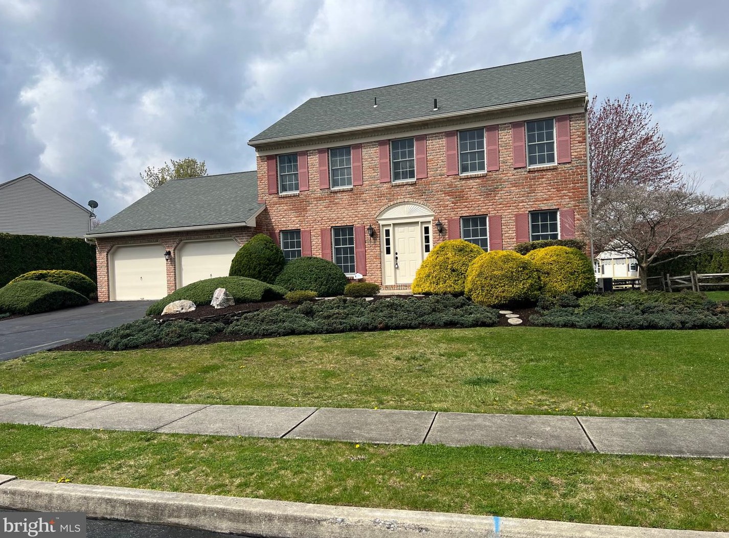 3027 Marcor Dr, Reading, PA 19608-1057