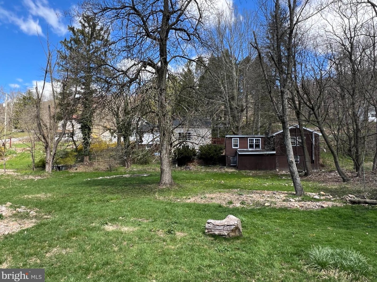 1900 Mount Laurel Rd, Spring Valley, PA 19560