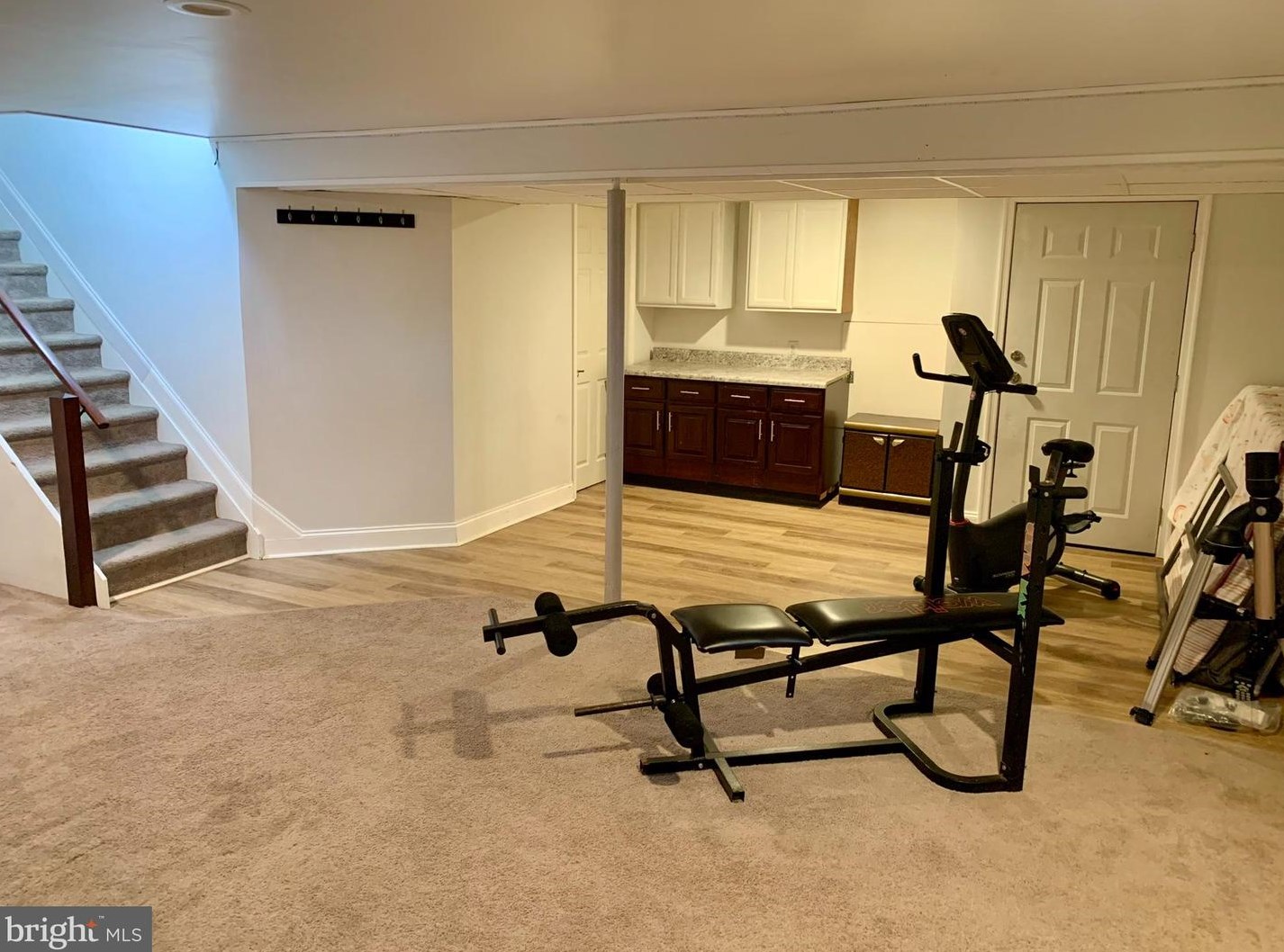 1043 Ben Franklin Hwy, Douglassville PA  19518-1804 exterior